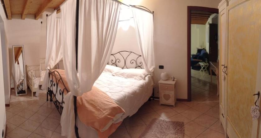 Casa Delle Api Apartamento Pisogne Exterior foto